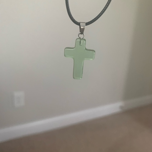 Translucent Green Cross Pendant Necklace - Picture 4 of 12